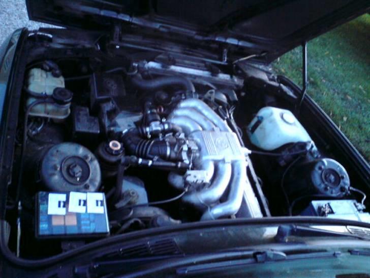 BMW 320i TOURING (solgt) billede 4