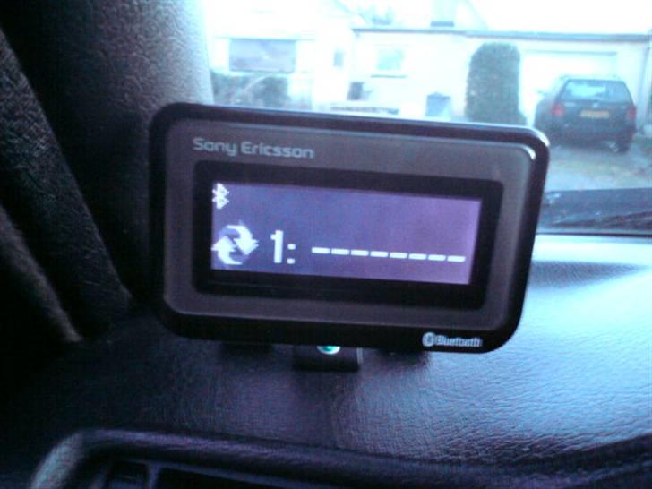 BMW 320i TOURING (solgt) - Display til det der Bluetooth sæt :D billede 7