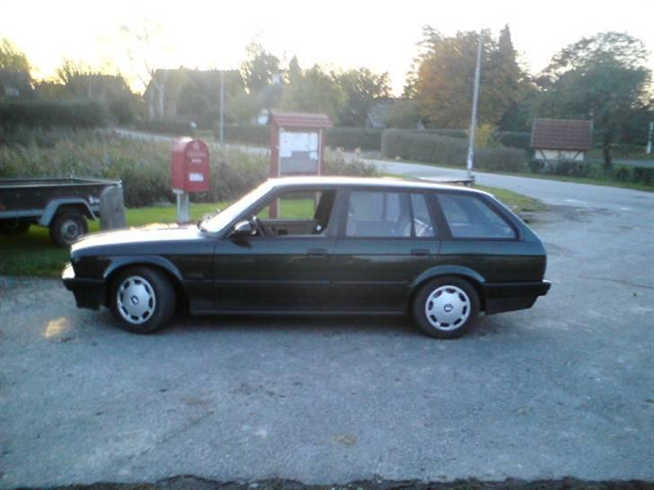 BMW 320i TOURING (solgt) billede 11