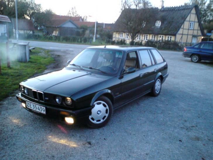 BMW 320i TOURING (solgt) billede 14