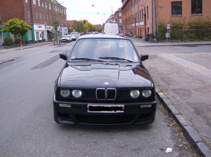 BMW 320i  solgt billede 3