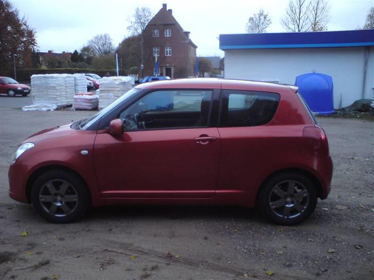 Suzuki swift 1.3 GL A R.I.P billede 2