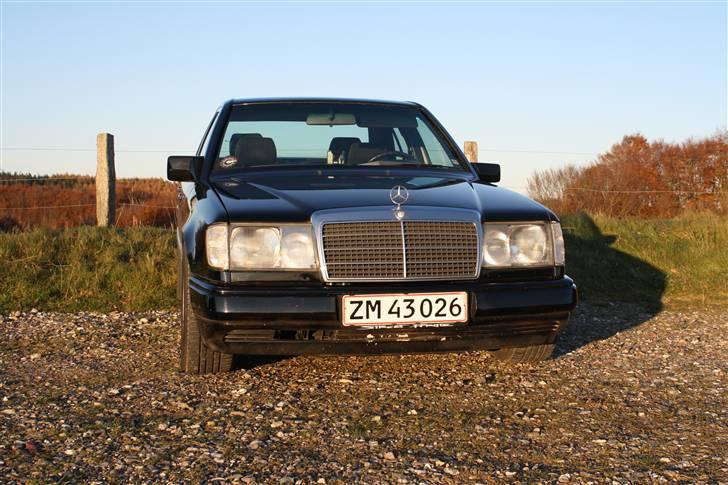 Mercedes Benz 124W 300D billede 2