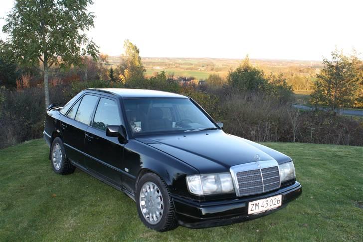 Mercedes Benz 124W 300D billede 7