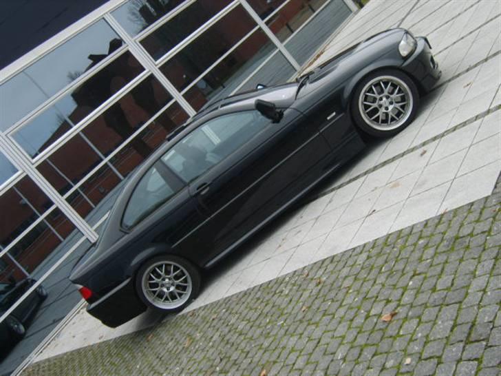 BMW 330 ci "SOLGT"... billede 1