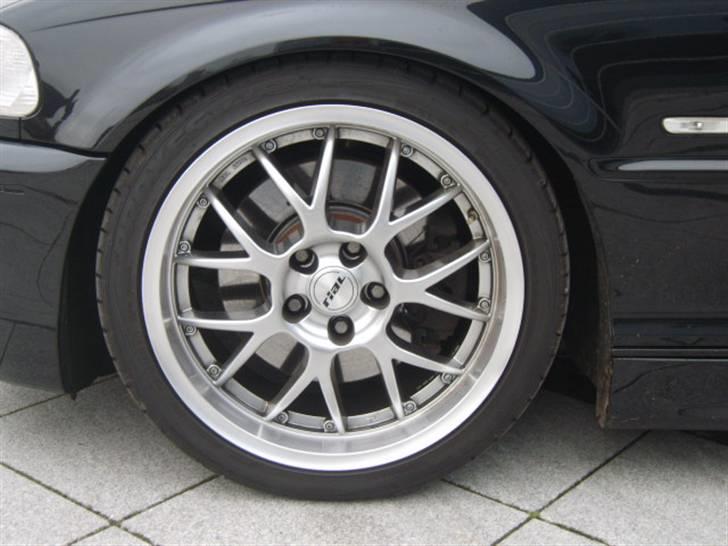 BMW 330 ci "SOLGT"... billede 2