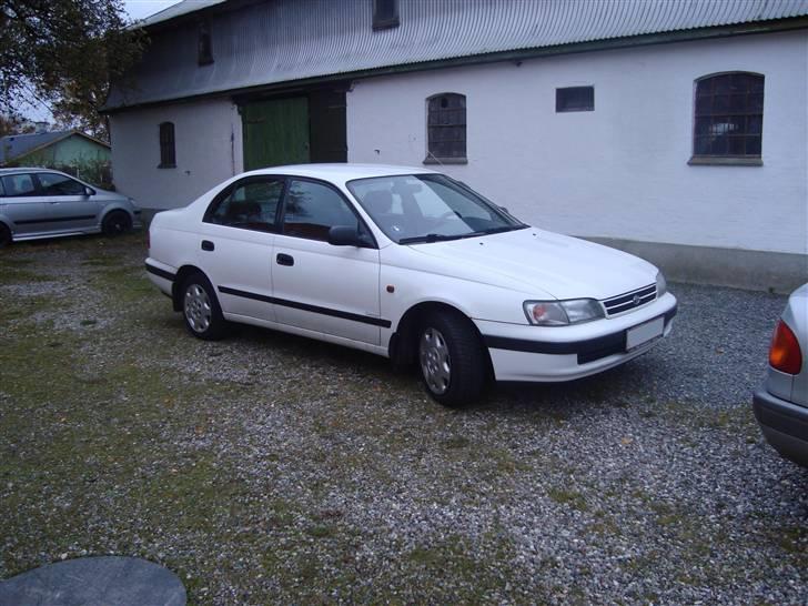 Toyota Carina E  billede 4