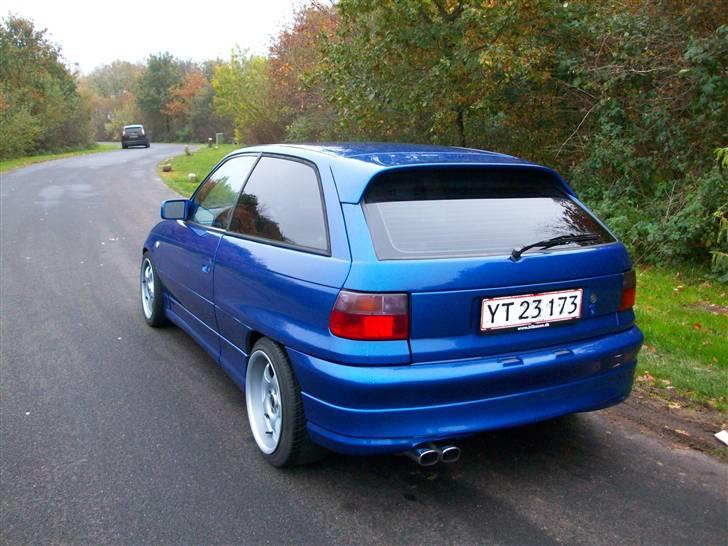 Opel Astra GSI 16V  billede 3