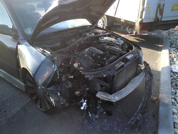 Audi A4 1,8 Turbo *DØD* billede 14