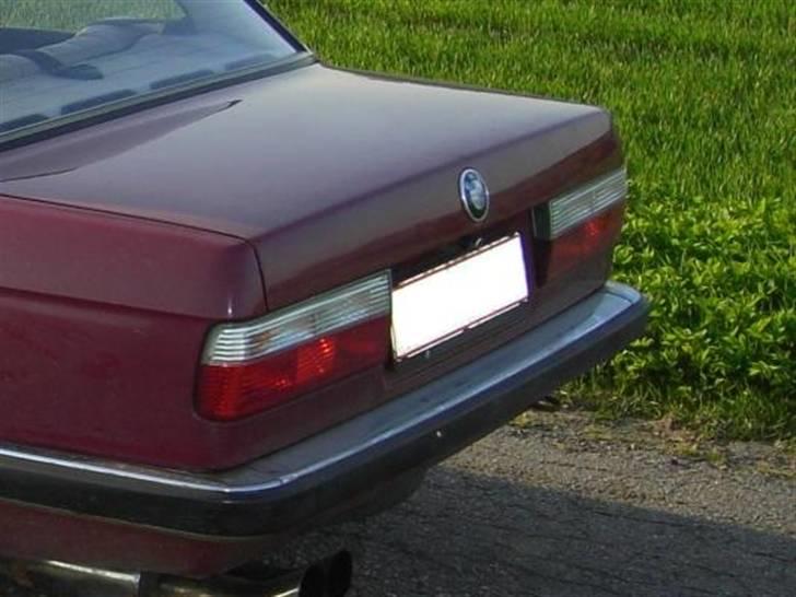 BMW E30 320i billede 17