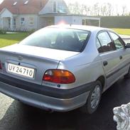 Toyota Avensis 1,8 Solgt