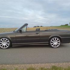 BMW e30 320i cabrio/ byttet