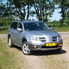 Mitsubishi Outlander Intense