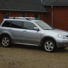 Mitsubishi Outlander Intense