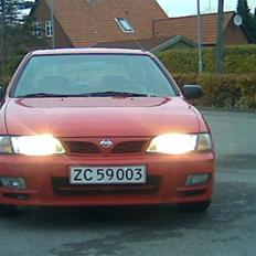 Nissan Almera