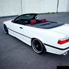 BMW 325IA Cabriolet
