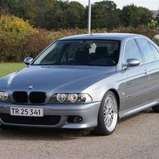 BMW e39 520i
