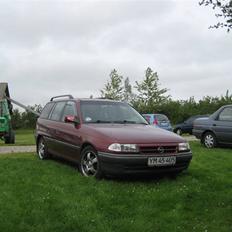 Opel Astra Club st.car