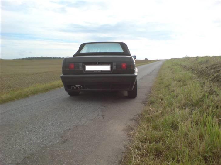 BMW e30 320i cabrio/ byttet billede 2