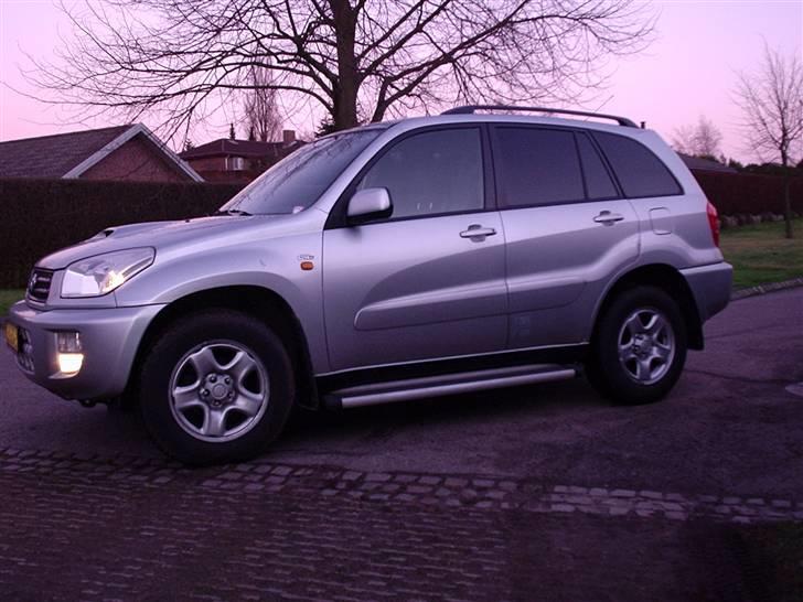 Toyota rav 4 billede 2