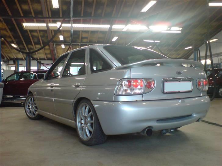 Ford Escort 1,8 16v monaco billede 10