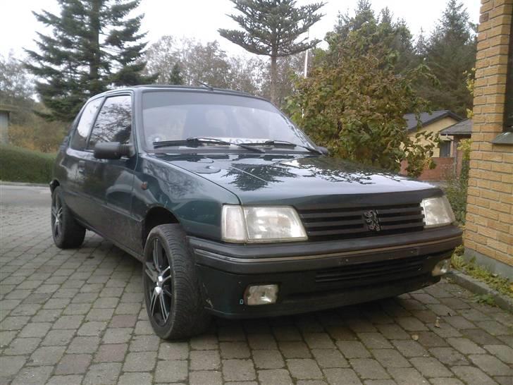 Peugeot 205 forever *TOTALSKADET* billede 9