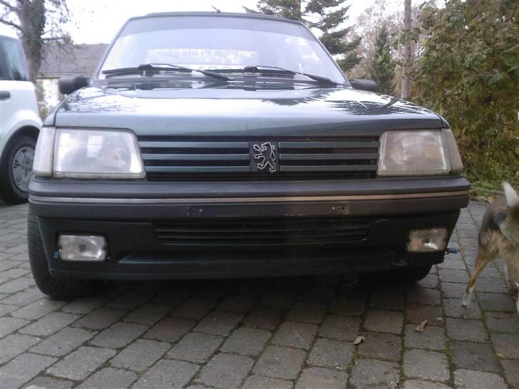 Peugeot 205 forever *TOTALSKADET* - Eftermonterede tågelygter :) billede 14