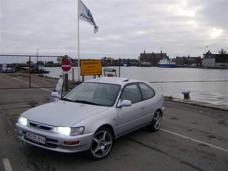 Toyota Corolla e10 billede 1