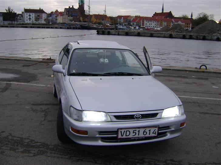 Toyota Corolla e10 billede 3