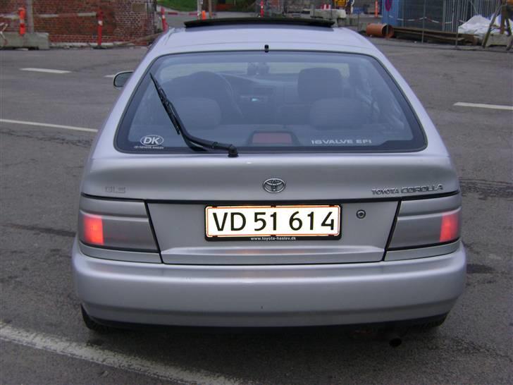 Toyota Corolla e10 billede 4