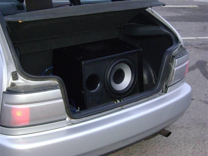 Toyota Corolla e10 billede 6