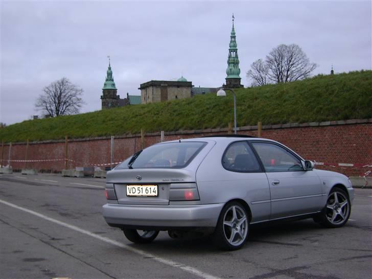 Toyota Corolla e10 billede 9