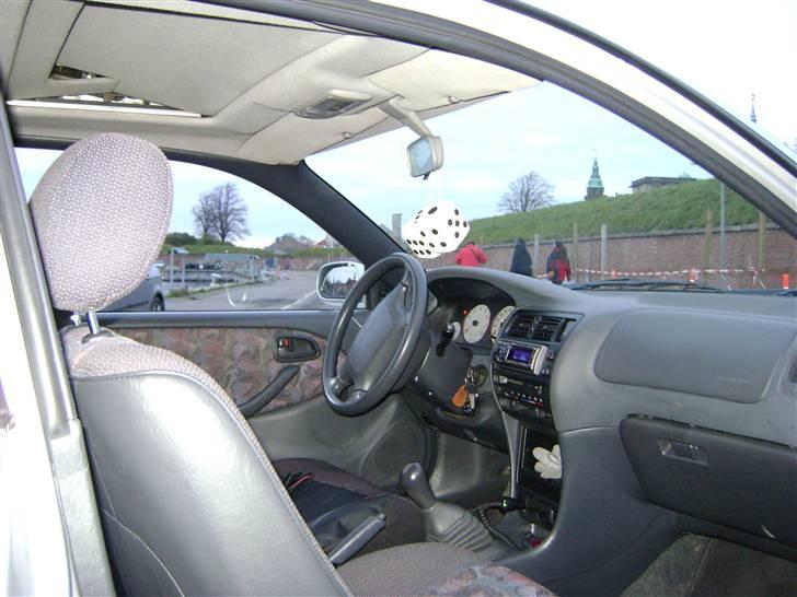 Toyota Corolla e10 billede 10