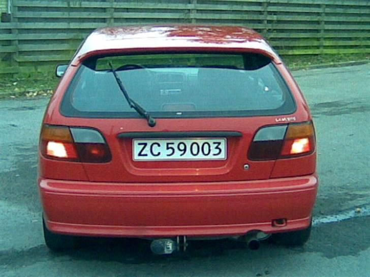 Nissan Almera billede 10