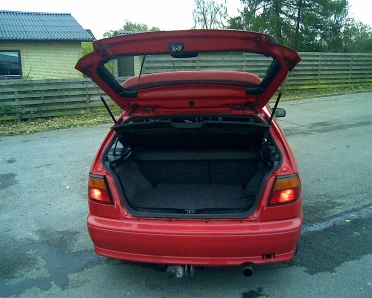 Nissan Almera billede 11