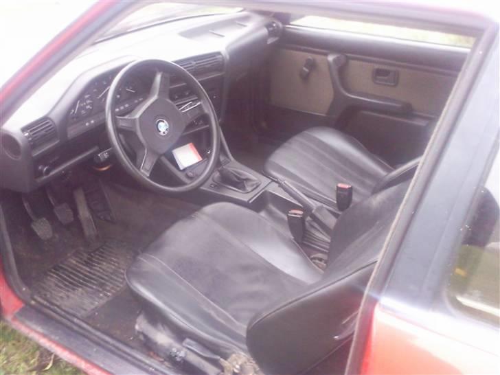 BMW 320i  Solgt :(  billede 5