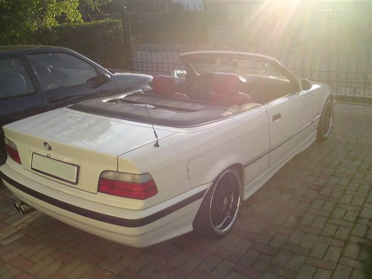 BMW 325IA Cabriolet billede 4