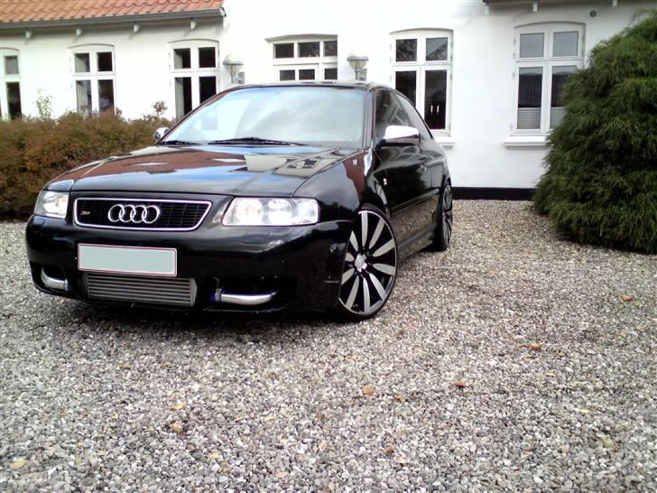 Audi A3 1.8 T / S3 Look billede 1