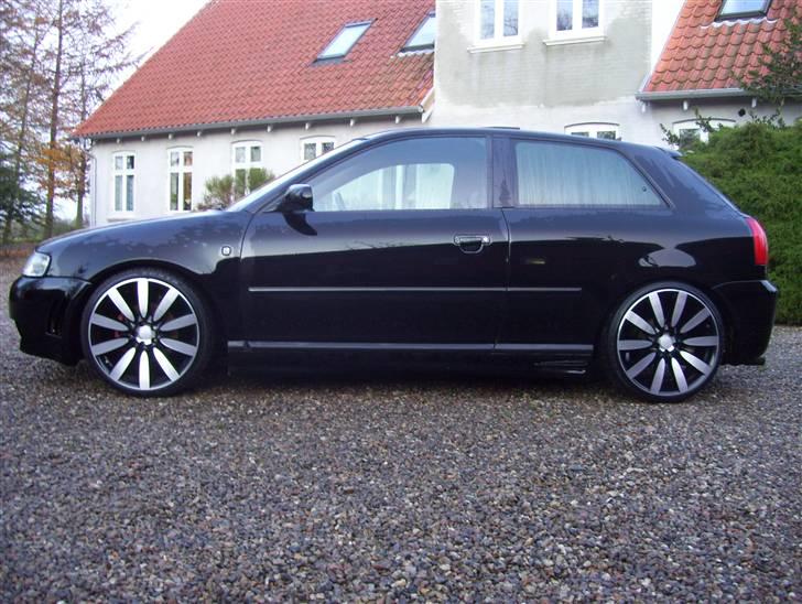 Audi A3 1.8 T / S3 Look billede 2