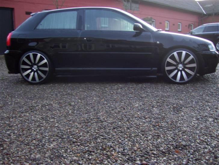 Audi A3 1.8 T / S3 Look billede 3