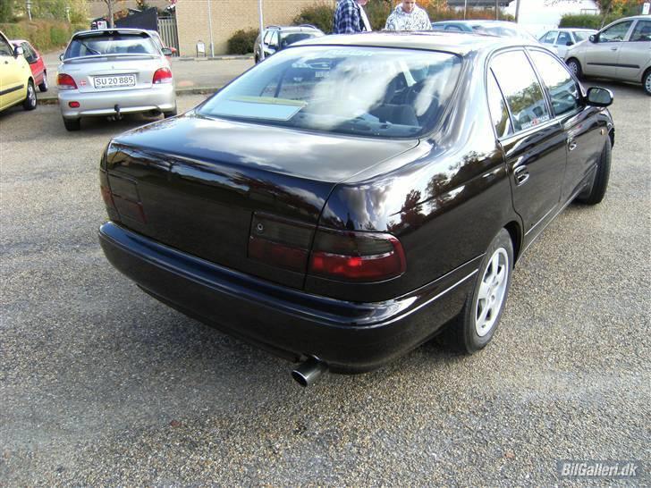 Toyota Carina Totalskadet :( billede 8