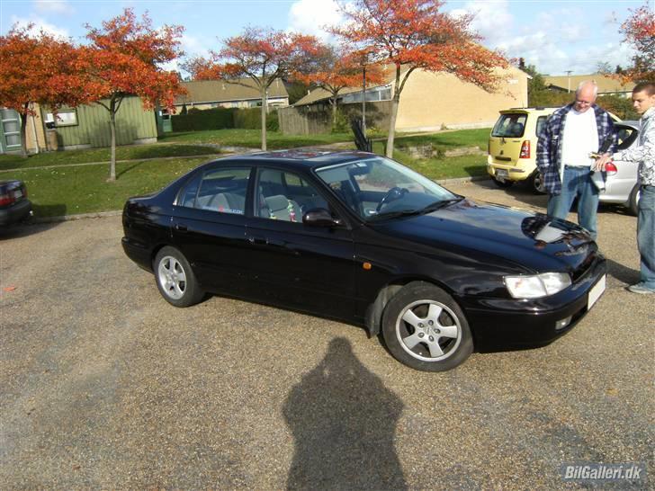 Toyota Carina Totalskadet :( billede 9