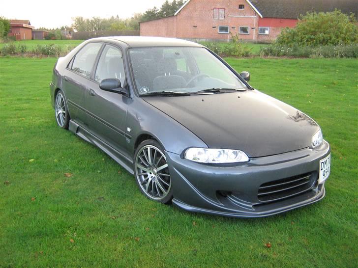 Honda civic solgt billede 3