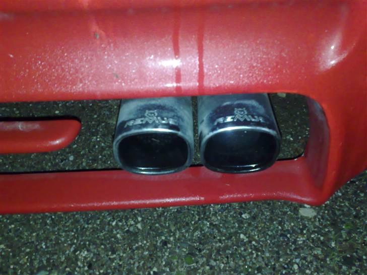 Mazda Mx-3 - Remus bagpotten skal ha en til i den anden side på et tidspunkt. billede 6