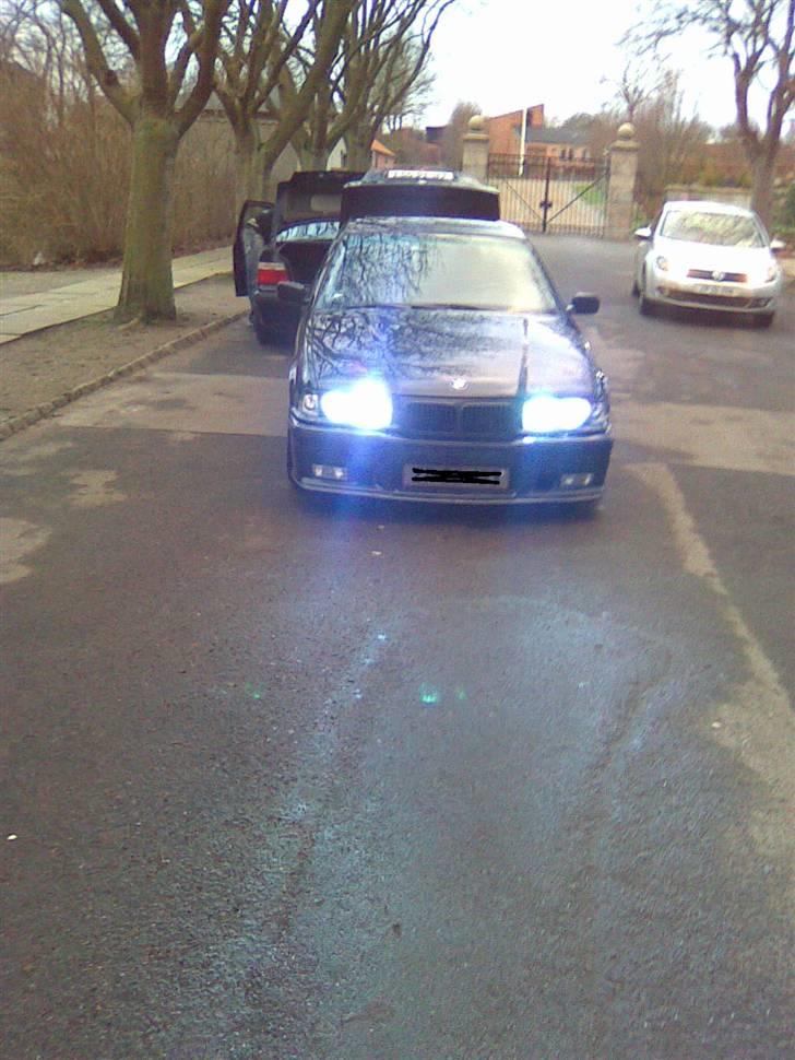 BMW 325i Solgt billede 2