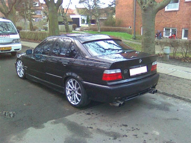 BMW 325i Solgt billede 5