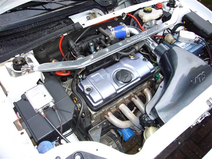 Citroën Saxo 1,6i VTS Sport billede 17