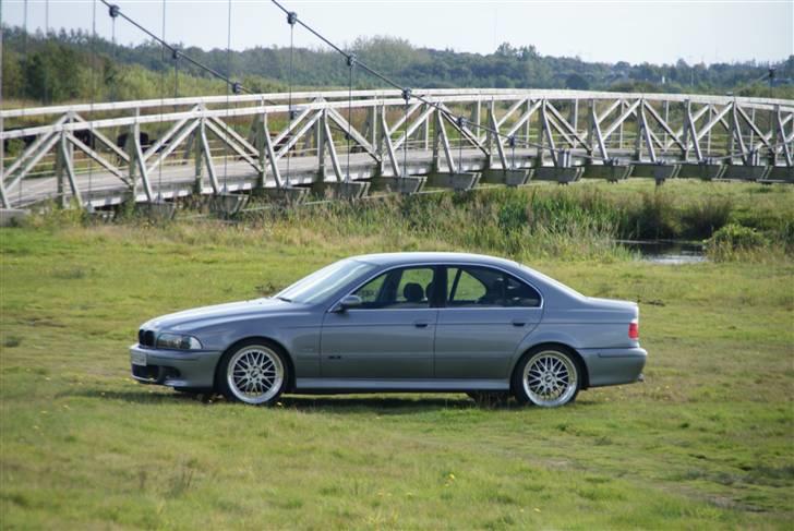 BMW e39 520i billede 5