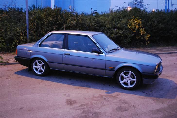 BMW E30 320i Solgt. billede 2