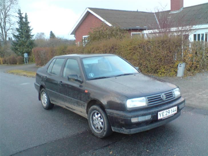 VW VENTO !SOLGT! billede 2